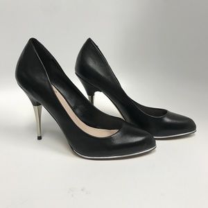Vince Camuto Heels - Black